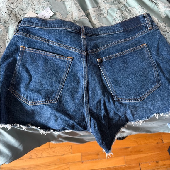 Abercrombie & Fitch High Rise Mom Shorts NWT - Picture 3 of 6